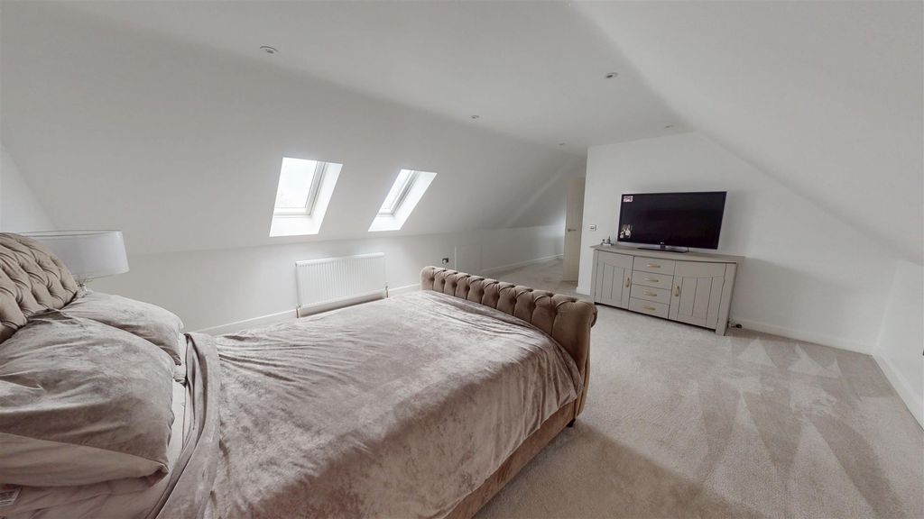 Additional image 12 of 5 bed detached house for saleVictoria Drive, Northowram, Halifax HX3