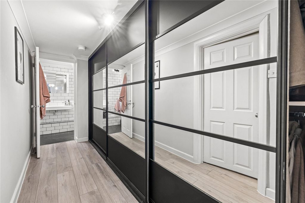 Additional image 8 of 1 bed flat for saleLorna Road, Hove, East Sussex BN3