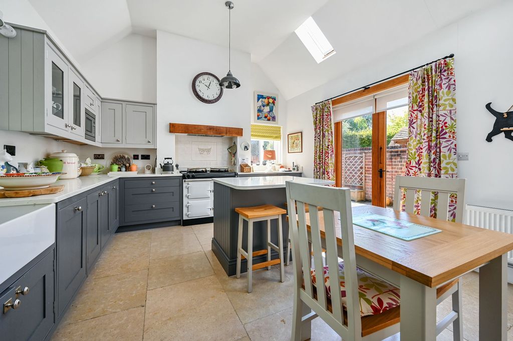 Additional image 6 of 3 bed semi-detached house for saleThe Hay Waggon Inn, High Street, Hartfield TN7