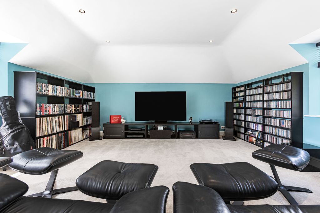 Additional image 25 of 6 bed detached house for saleMangrove Lane, Hertford, Hertfordshire SG13