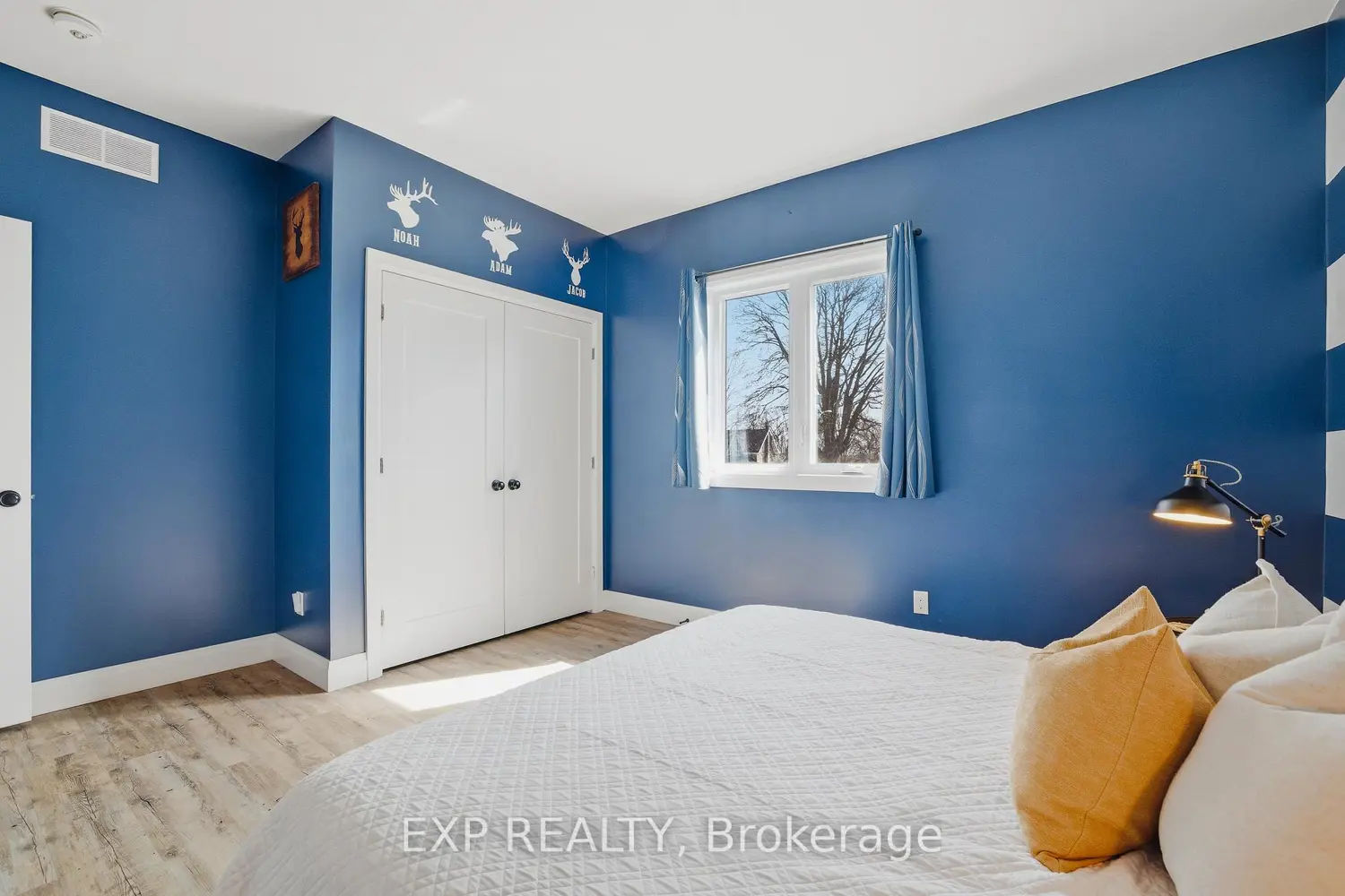 Additional image 6 of 43830 Cranbrook Road