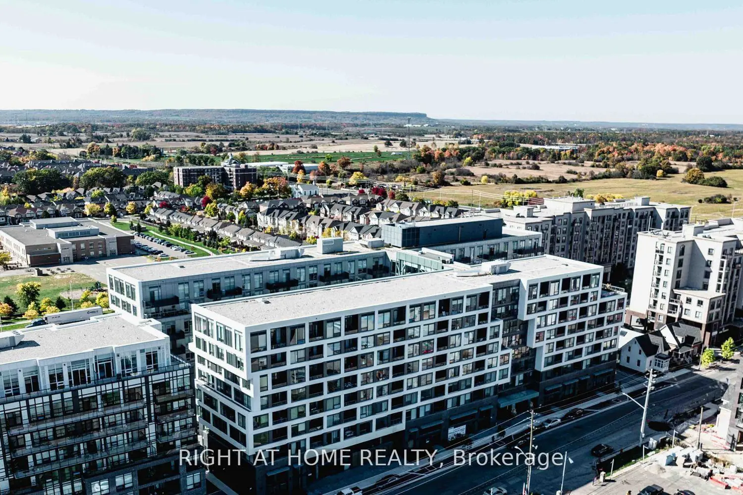 2450 Old Bronte Road 833