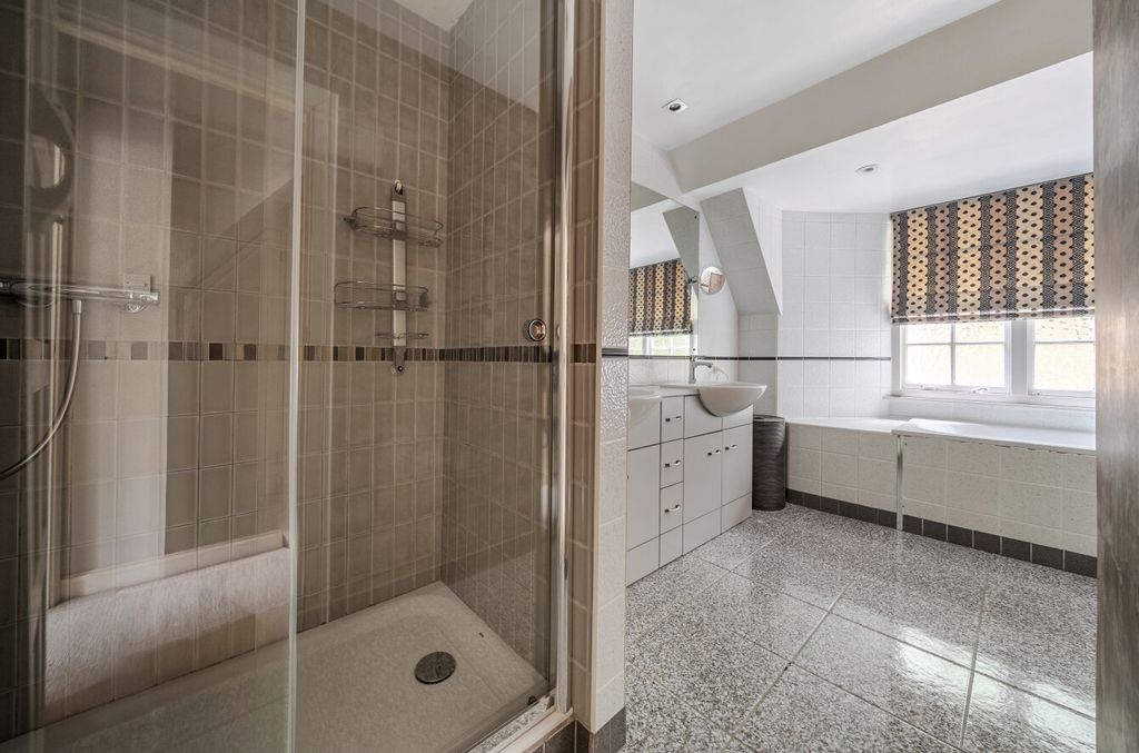 Additional image 12 of 6 bed detached house for saleHaslemere, Surrey GU27