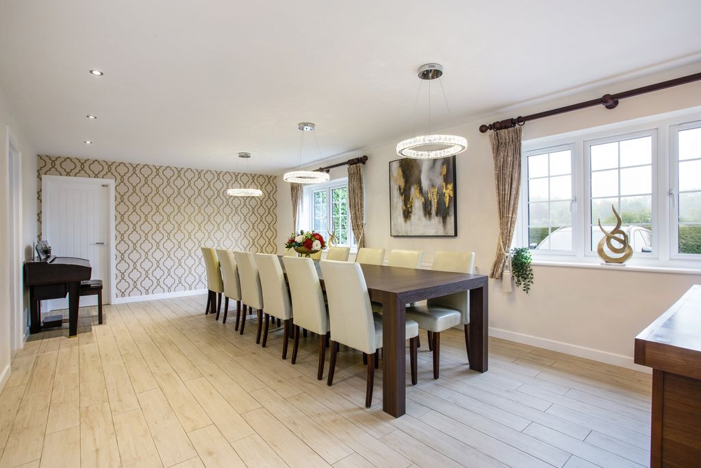 Additional image 5 of 5 bed detached house for saleHigh Road, Waterford, Hertford SG14
