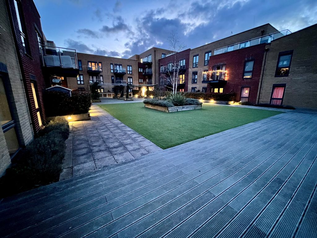 Additional image 23 of 2 bed flat for saleRegents House Frogmore Road, Hemel Hempstead, Hertfordshire HP3