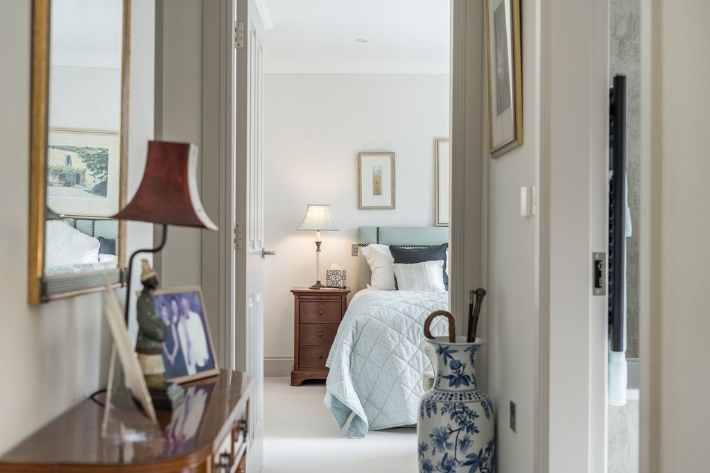 Additional image 19 of 4 bed detached house for saleBaskerville Drive, Hindhead GU26