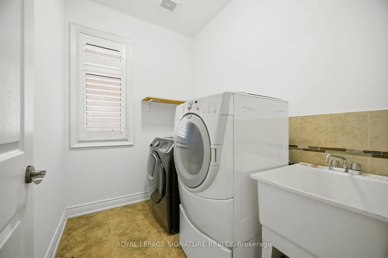 3146 Tacc Drive photo 3