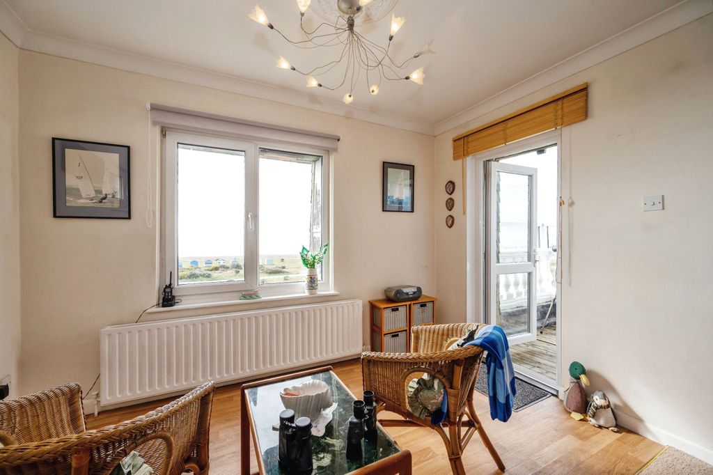 Additional image 16 of 3 bed flat for saleSea Front, Hayling Island, Hampshire PO11