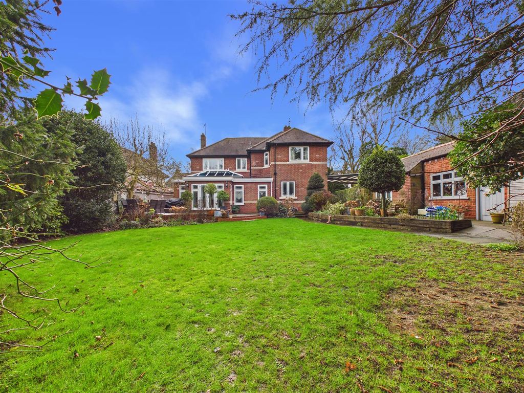 Additional image 18 of 5 bed detached house for saleMarlborough Avenue, Hessle HU13