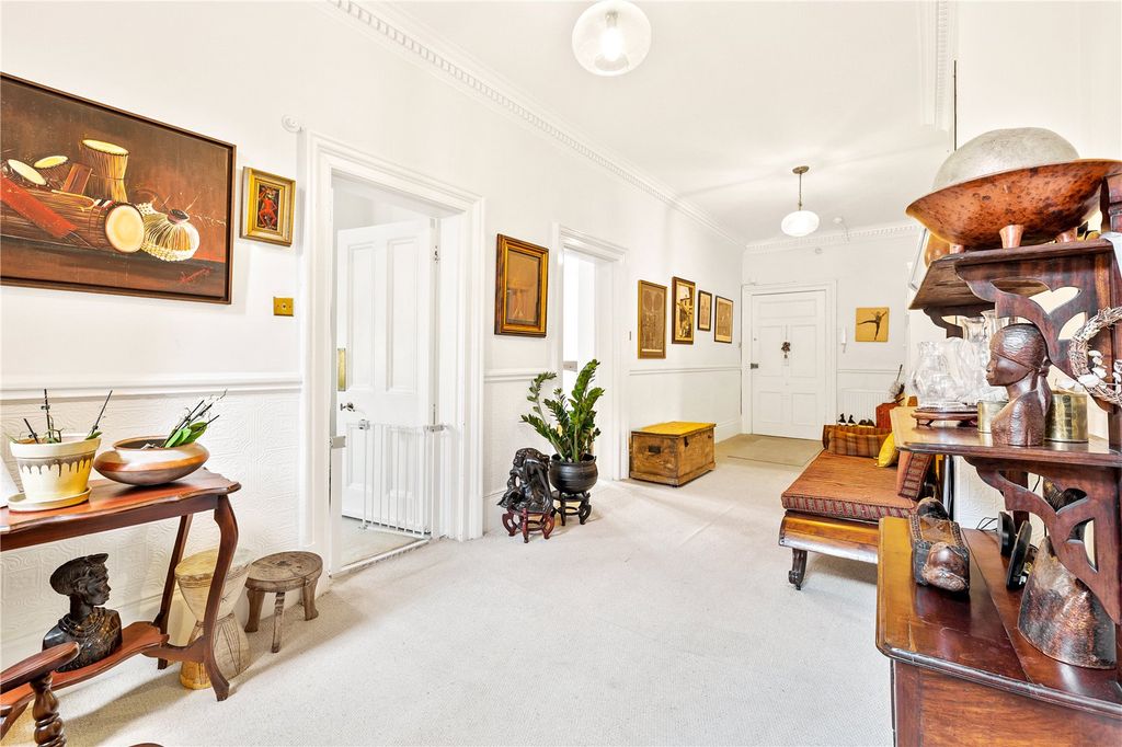 Additional image 3 of 4 bed flat for saleThe Drive, Hove, East Sussex BN3