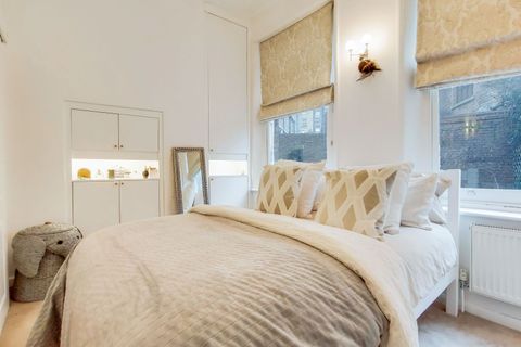 Sharples Hall Street, Primrose Hill, London NW1