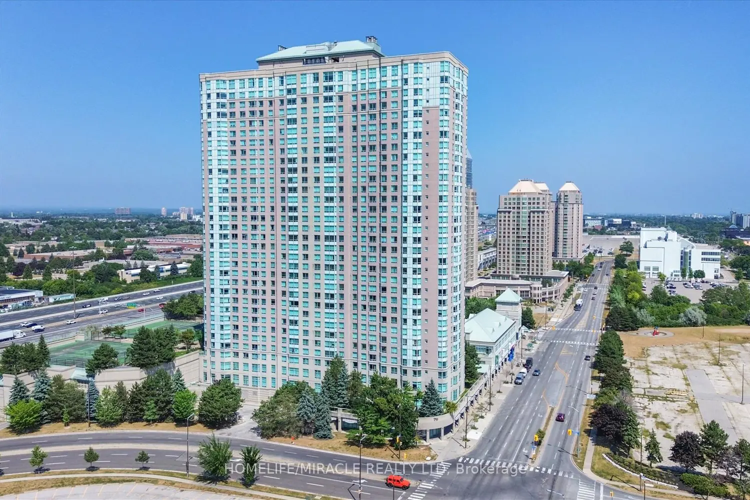 68 Corporate Drive 3521