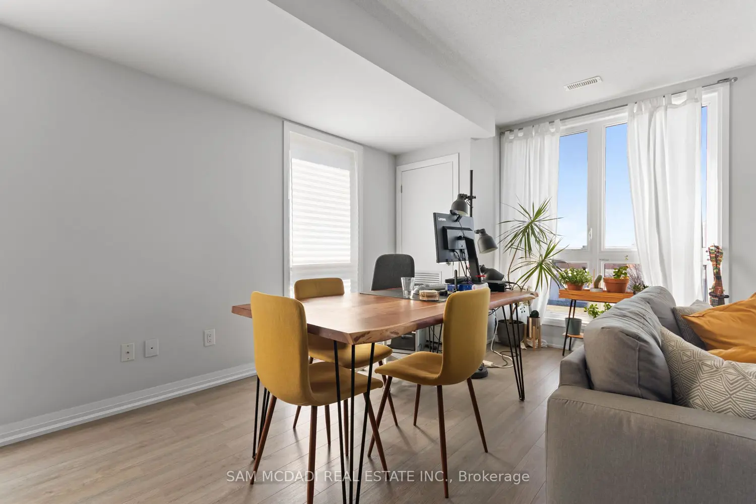 1208 Main Street 201 photo 5