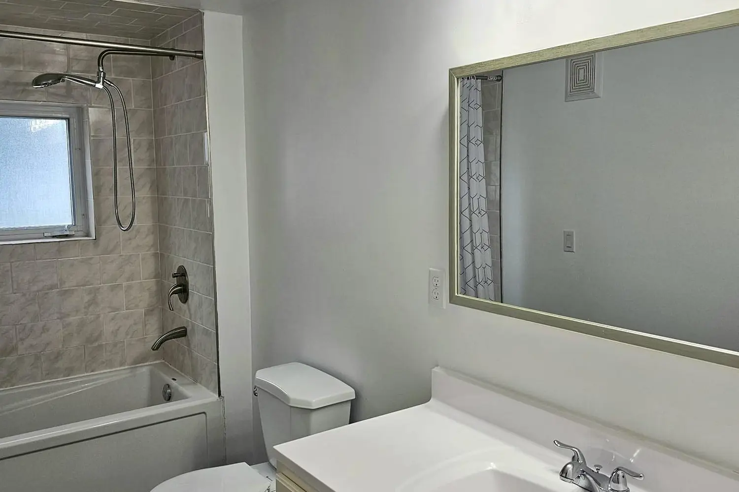 Additional image 8 of 23 Ella Street