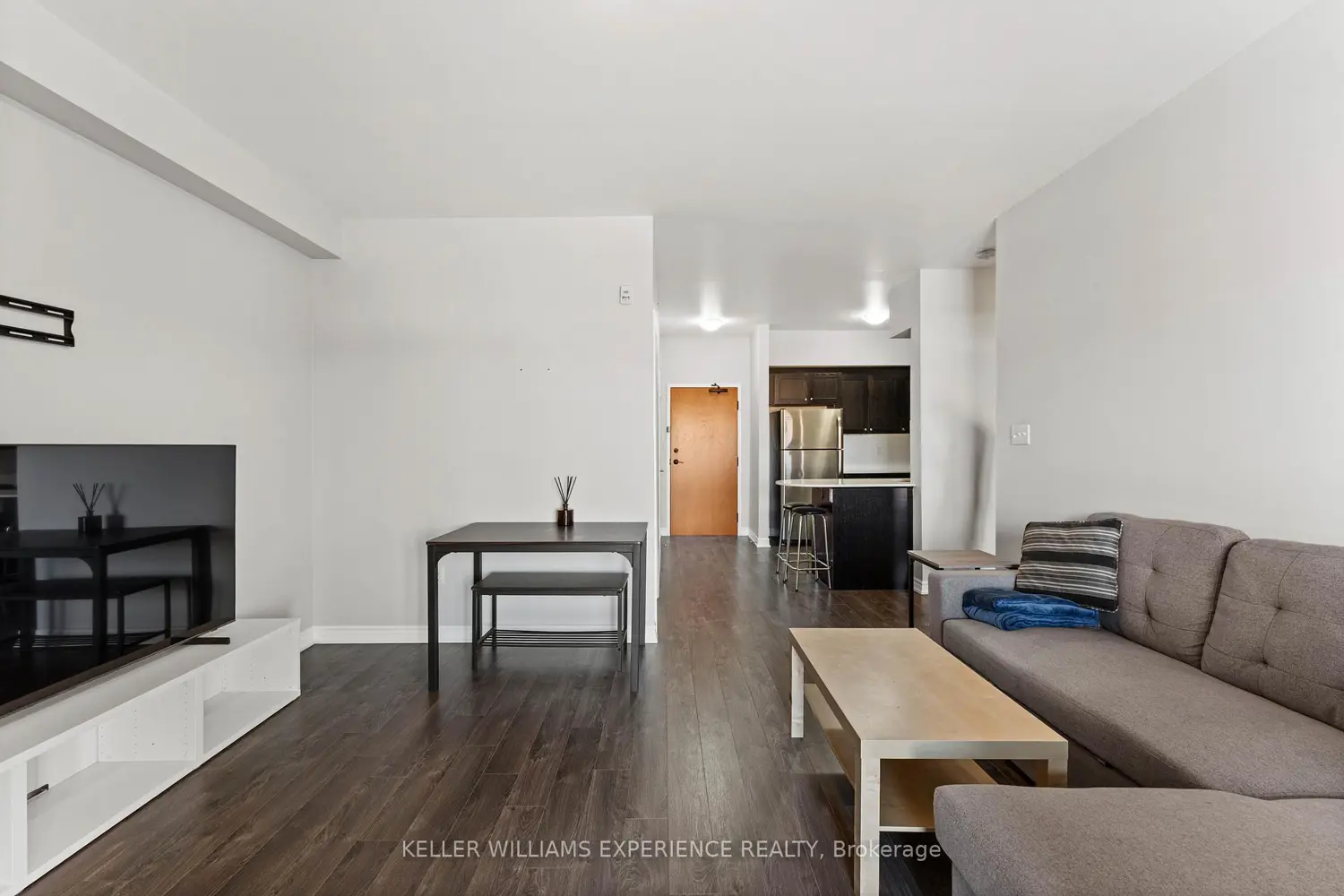 Additional image 12 of 720 Yonge Street 307