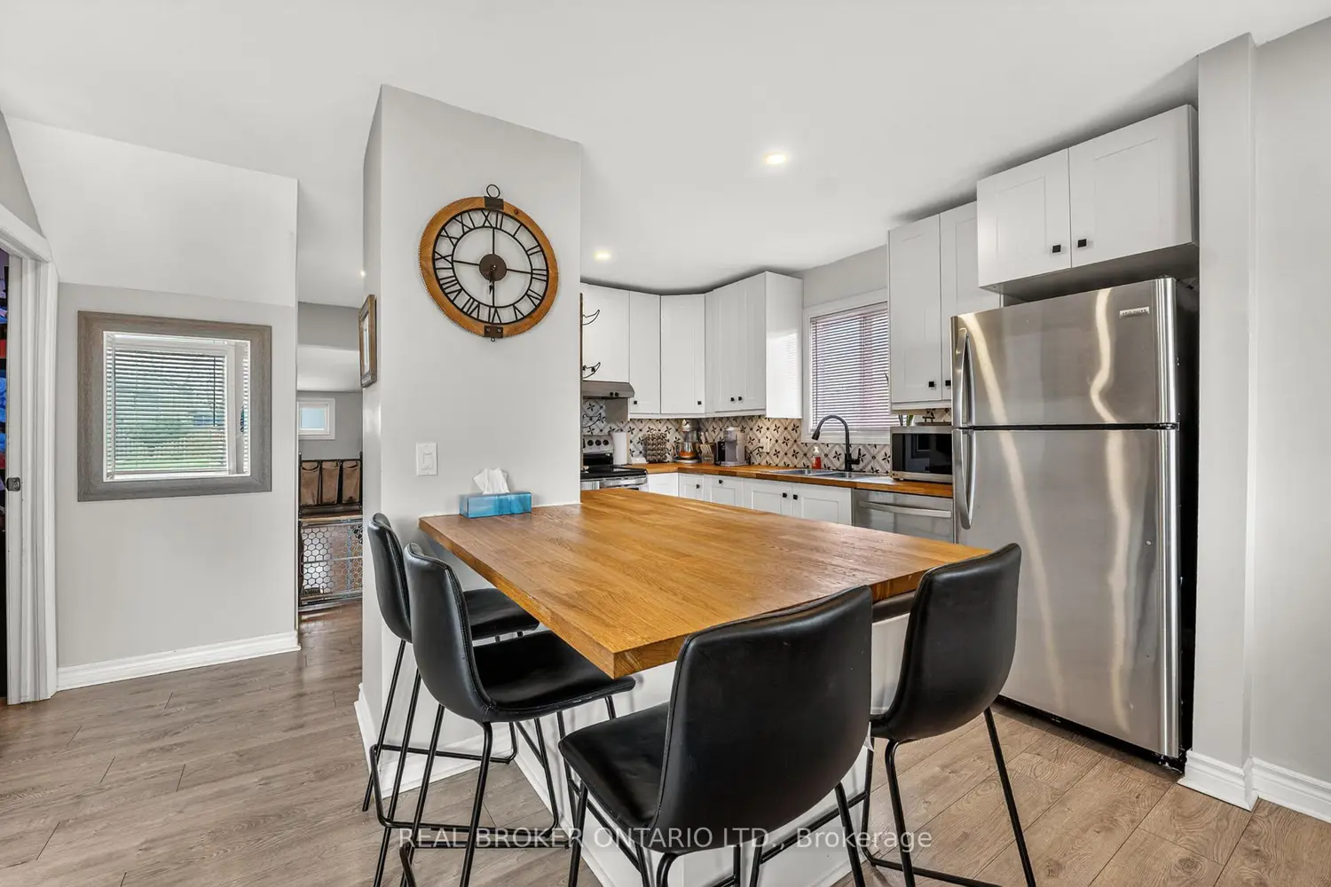 325 Crowland Avenue photo 3