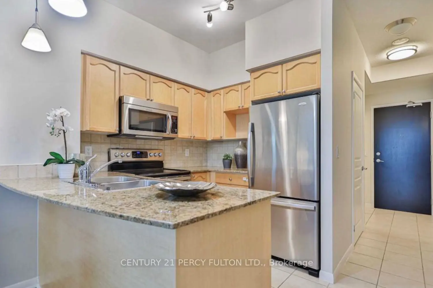 18 Yonge Street 3408 photo 3