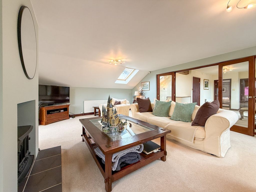4 bed barn conversion for saleWickens Lane, Upperthong, Holmfirth HD9 photo 5