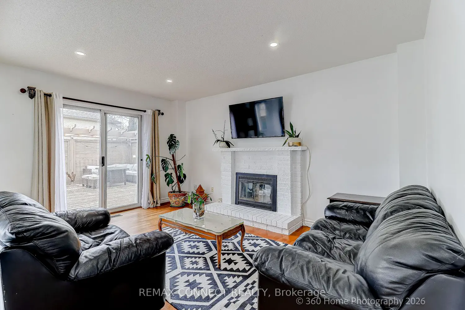4 Mayflower Street photo 5