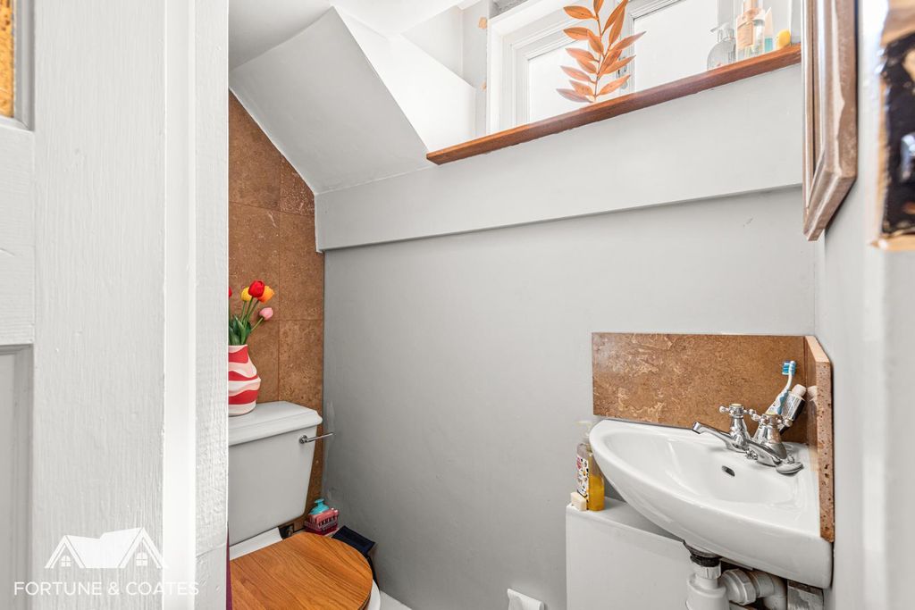 Additional image 14 of 4 bed detached house for saleRoydon Road, Harlow CM19