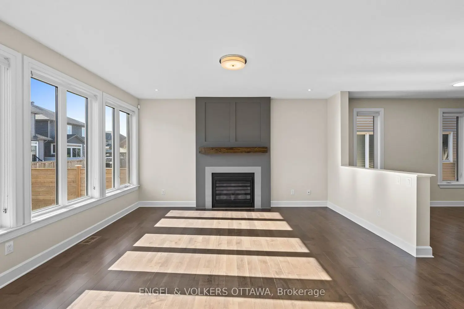 122 Helen Rapp Way photo 5