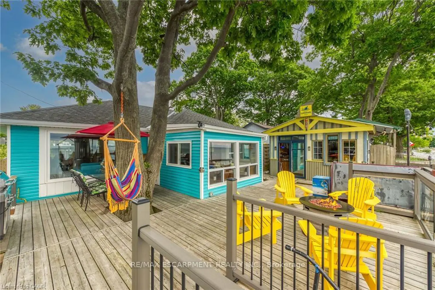 2090 Lakeshore Road photo 3