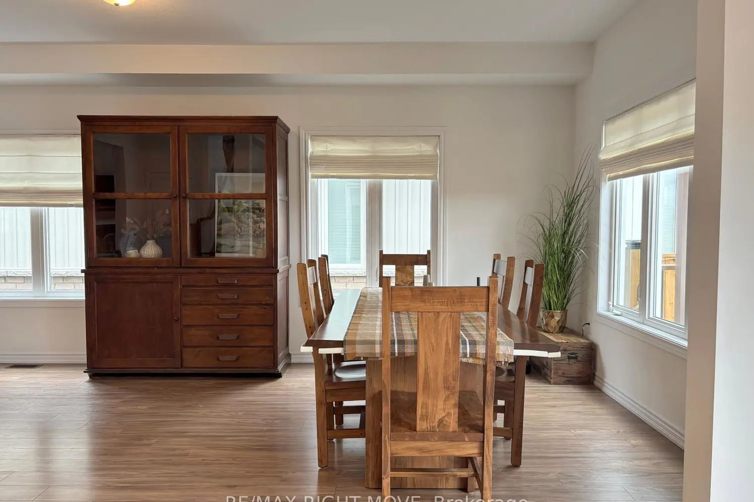 46 Atlantis Drive photo 5