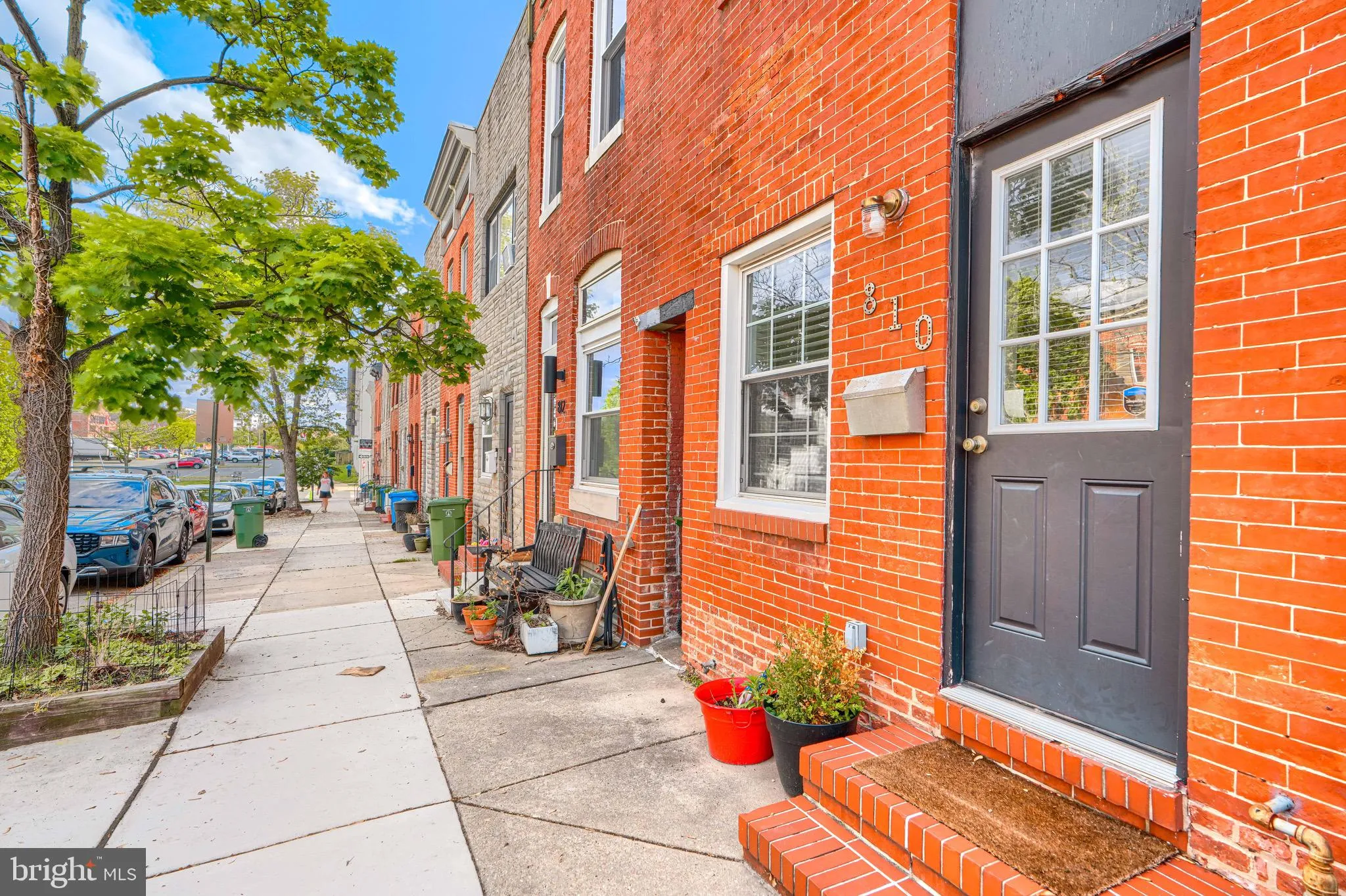 810 S Luzerne Avenue, Baltimore, MD 21224