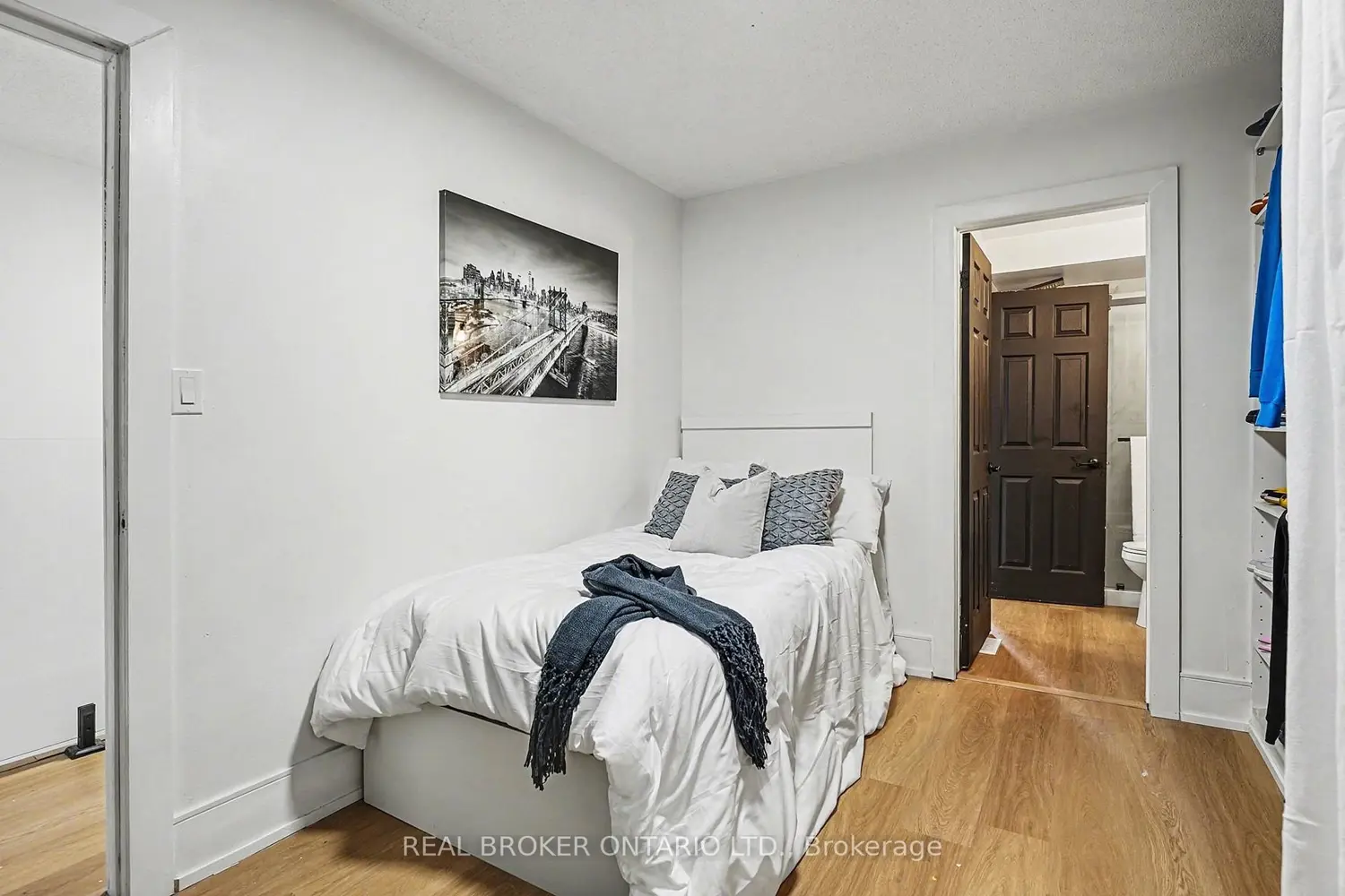 Additional image 8 of 16 Leitch Avenue