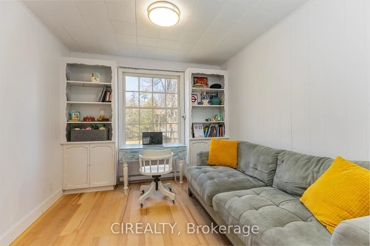 Additional image 8 of 25 Howard Avenue