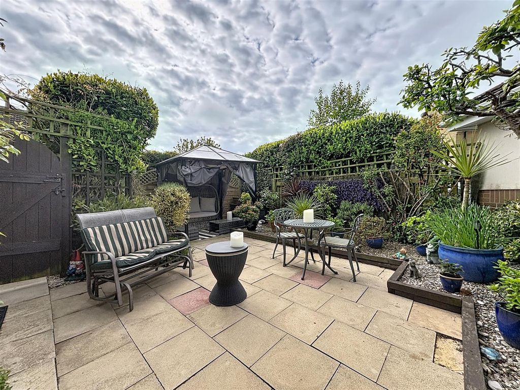 Additional image 24 of 4 bed detached house for saleCheyne Garth, Hornsea HU18