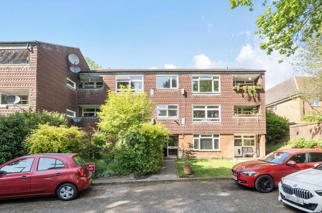 Additional image 14 of 3 bed flat for saleHeather Way, Hindhead, Surrey GU26