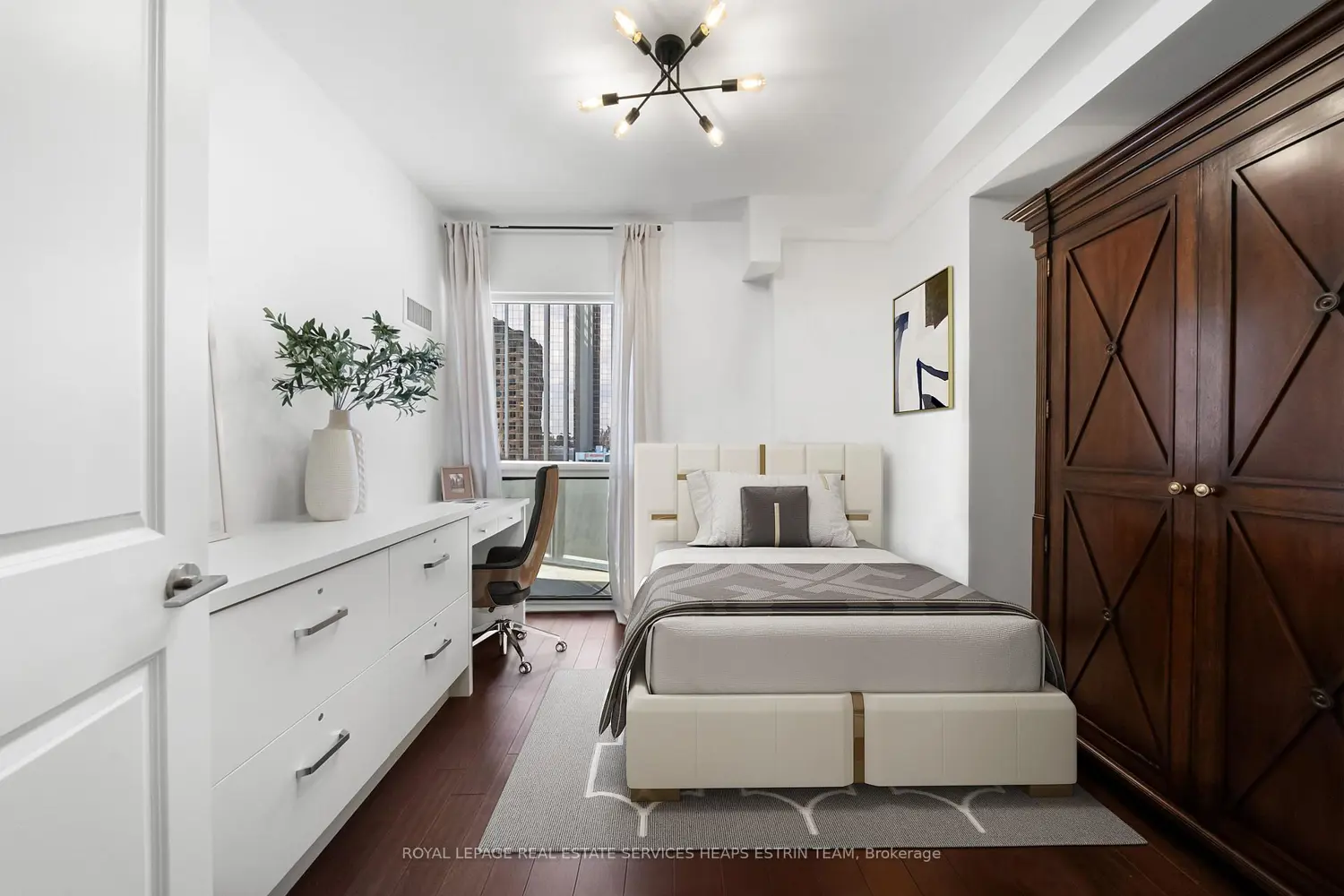 Additional image 16 of 1430 Yonge Street 509