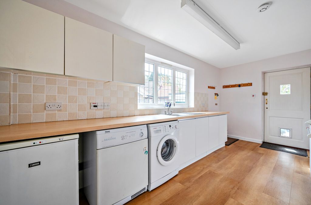 Additional image 15 of 3 bed detached house for saleForestdale, Hindhead, Surrey GU26
