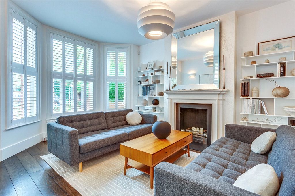 Additional image 5 of 4 bed detached house for saleNorman Avenue, Henley-On-Thames, Oxfordshire RG9