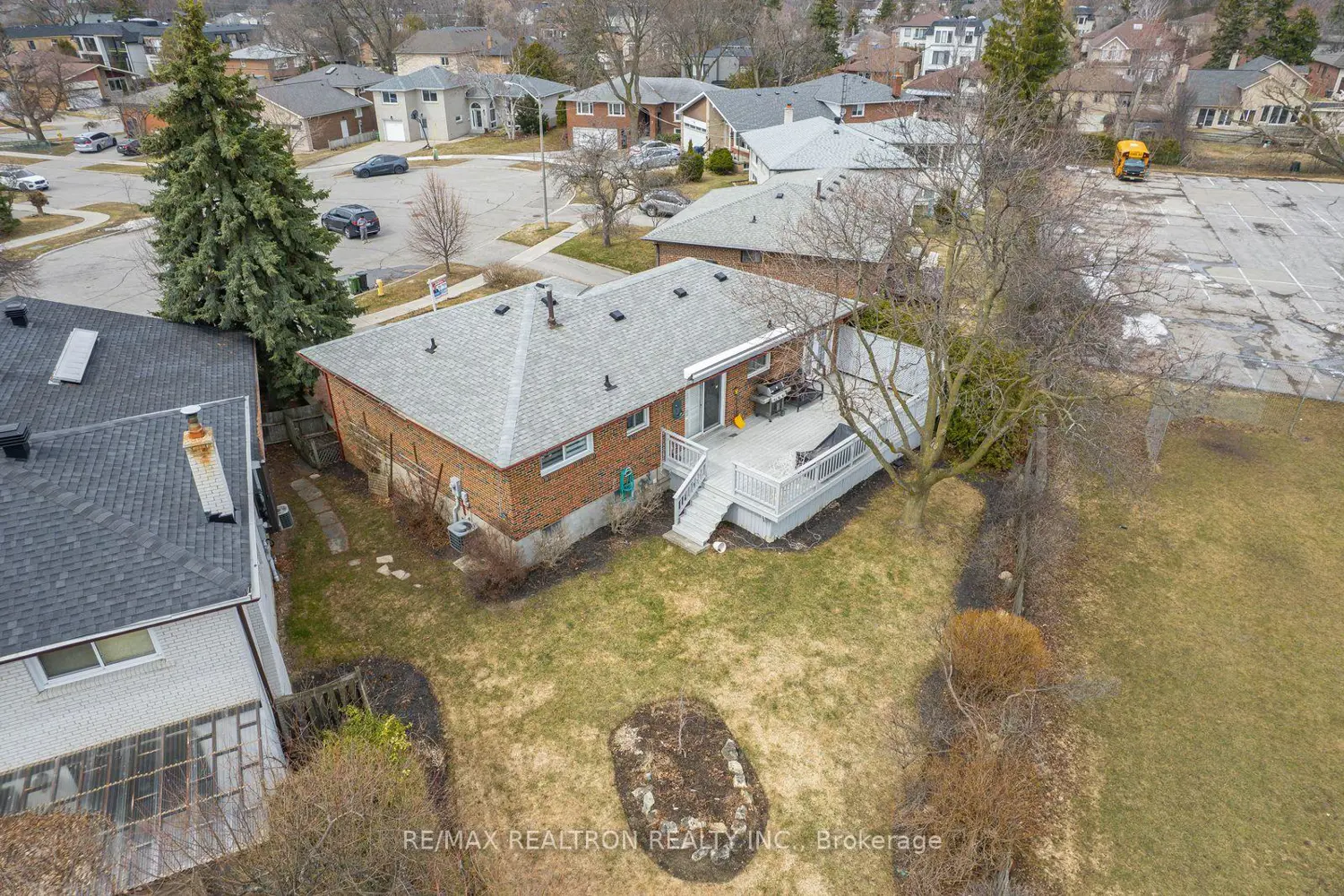 15 Willimart Court photo 5