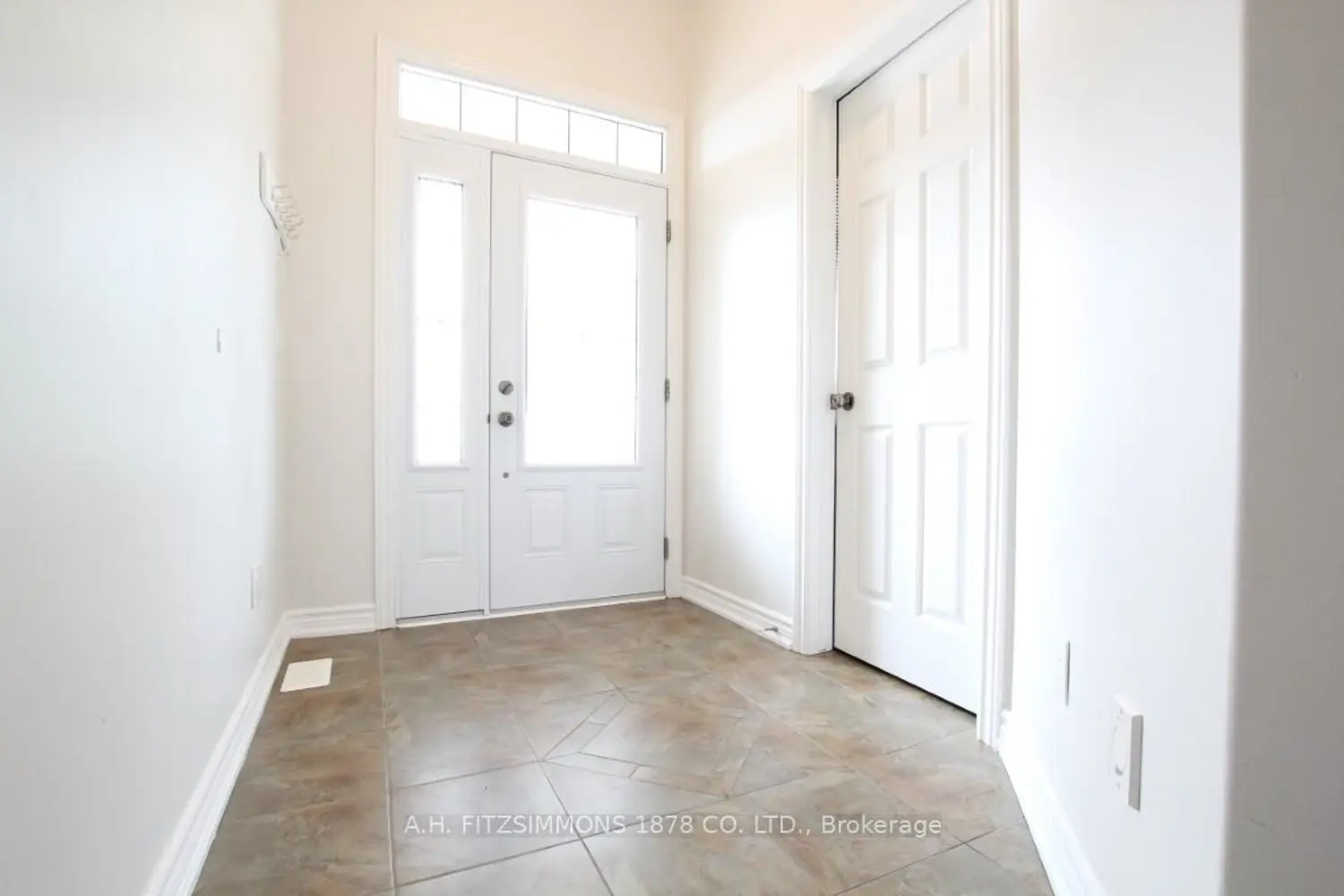 361 Glenbrae Avenue photo 3