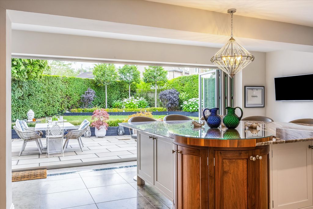 Additional image 9 of 4 bed detached house for saleWarwick Crescent, Harrogate, North Yorkshire HG2