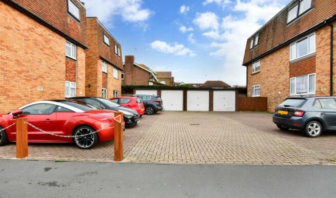 Additional image 11 of 2 bed flat for saleBeacon Hill, Herne Bay CT6