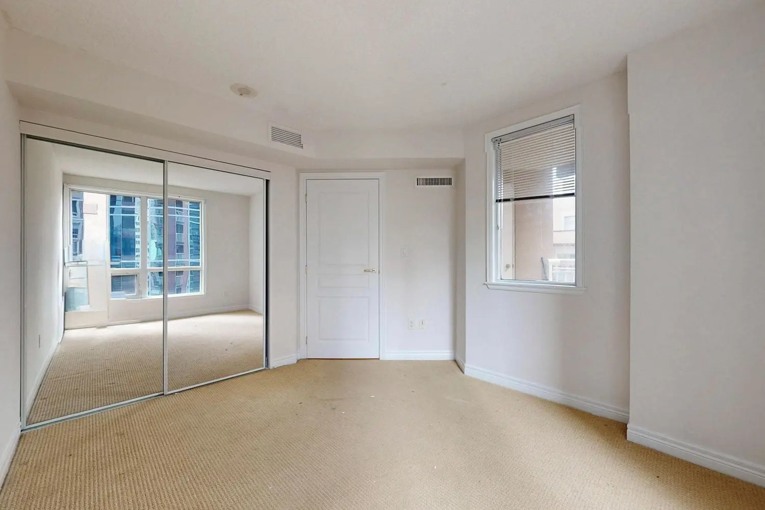Additional image 10 of 100 Hayden Street 812