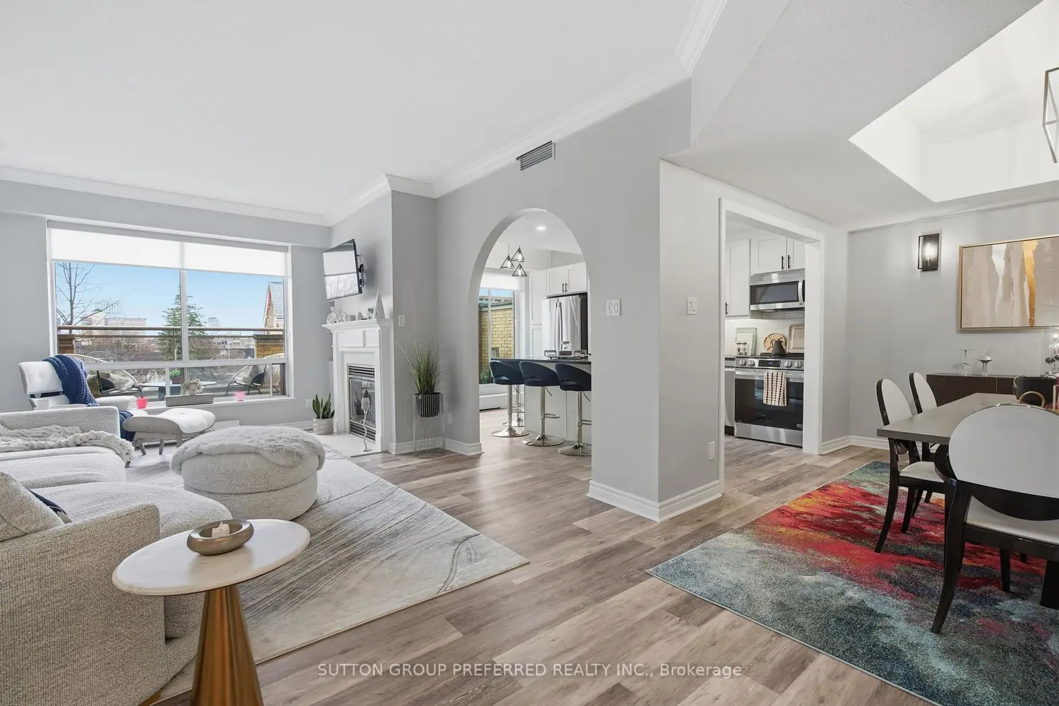 250 Sydenham Street 310 photo 5