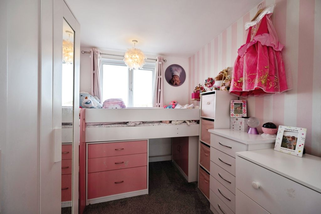 Additional image 9 of 3 bed maisonette for saleRails Lane, Hayling Island, Hampshire PO11