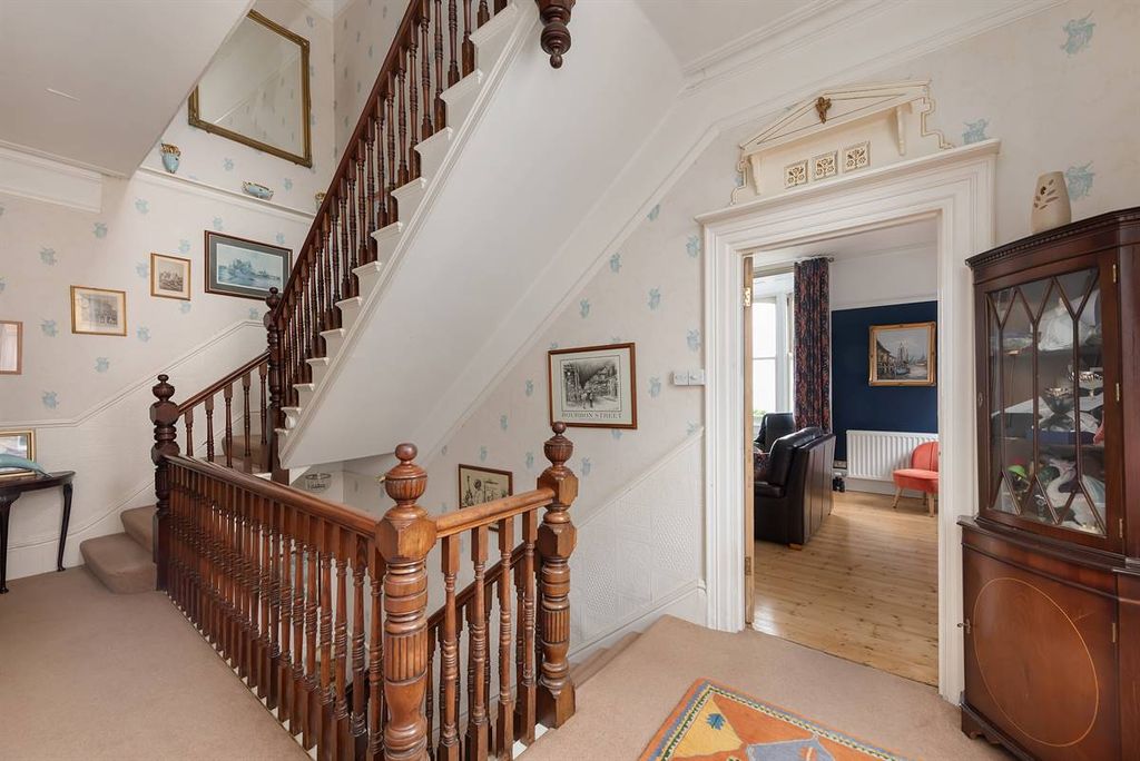 Additional image 16 of 5 bed terraced house for saleCentral Parade, Herne Bay CT6