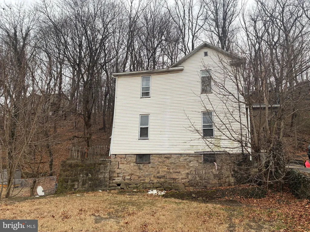 Additional image 20 of 107 Oakview Drive, Westernport, MD 21562