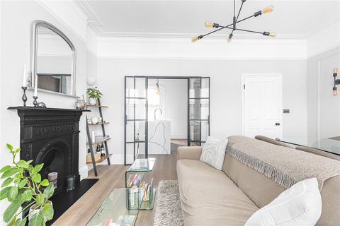 Farlow Road, Putney, London SW15