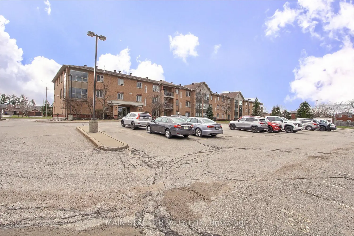 Additional image 20 of 500 Mapleview Drive 305