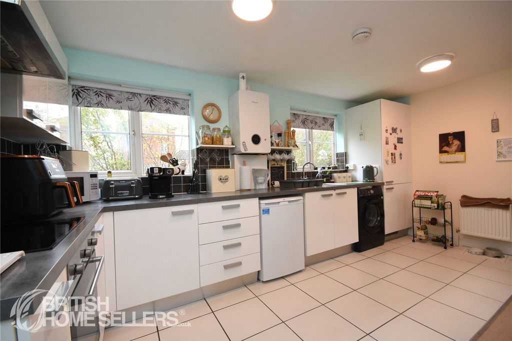 Additional image 9 of 2 bed flat for saleGreen Road, Haverhill, Suffolk CB9