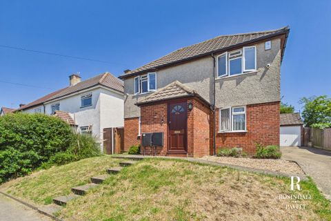 Rookwood Avenue, Wallington SM6