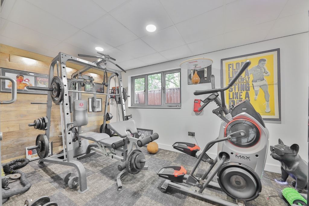Additional image 15 of 5 bed detached house for saleThe Coachings, Cliff Road, Hessle HU13
