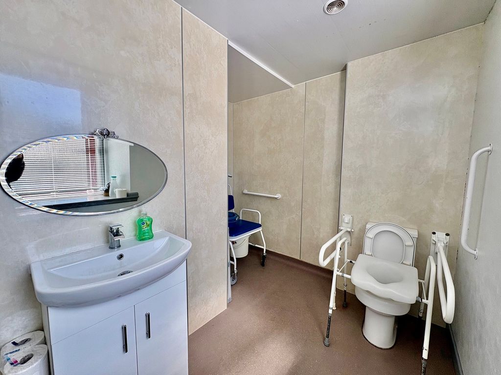 Additional image 4 of 1 bed semi-detached bungalow for saleDuncan Street, Thurso, Highland. KW14
